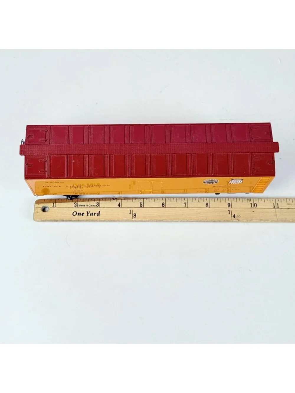 Bachmann Williams O Gauge Pacific Fruit Express 40Ft Refrigerator Car